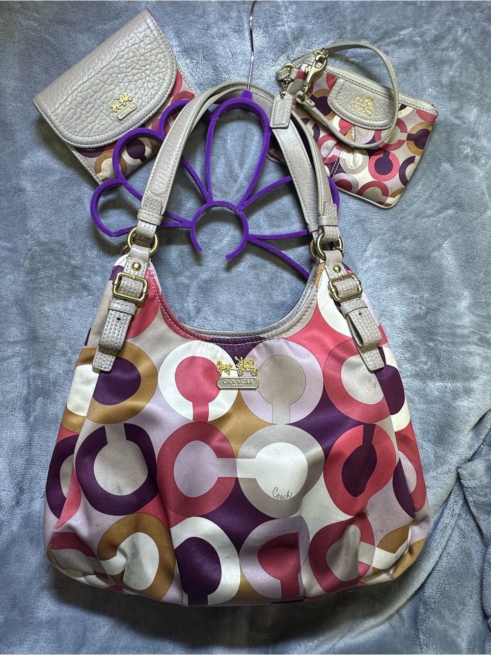 Coach Multicolor Pink & Purple Signature Circle Shoulder Bag with Wallet Set